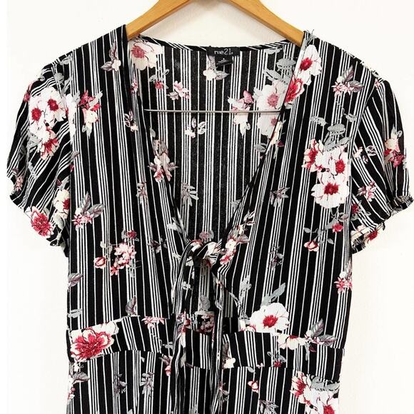 RUE21 Maxi Dress Womens Size Small Floral Print Striped Front Tie Side Slits - Picture 3 of 7